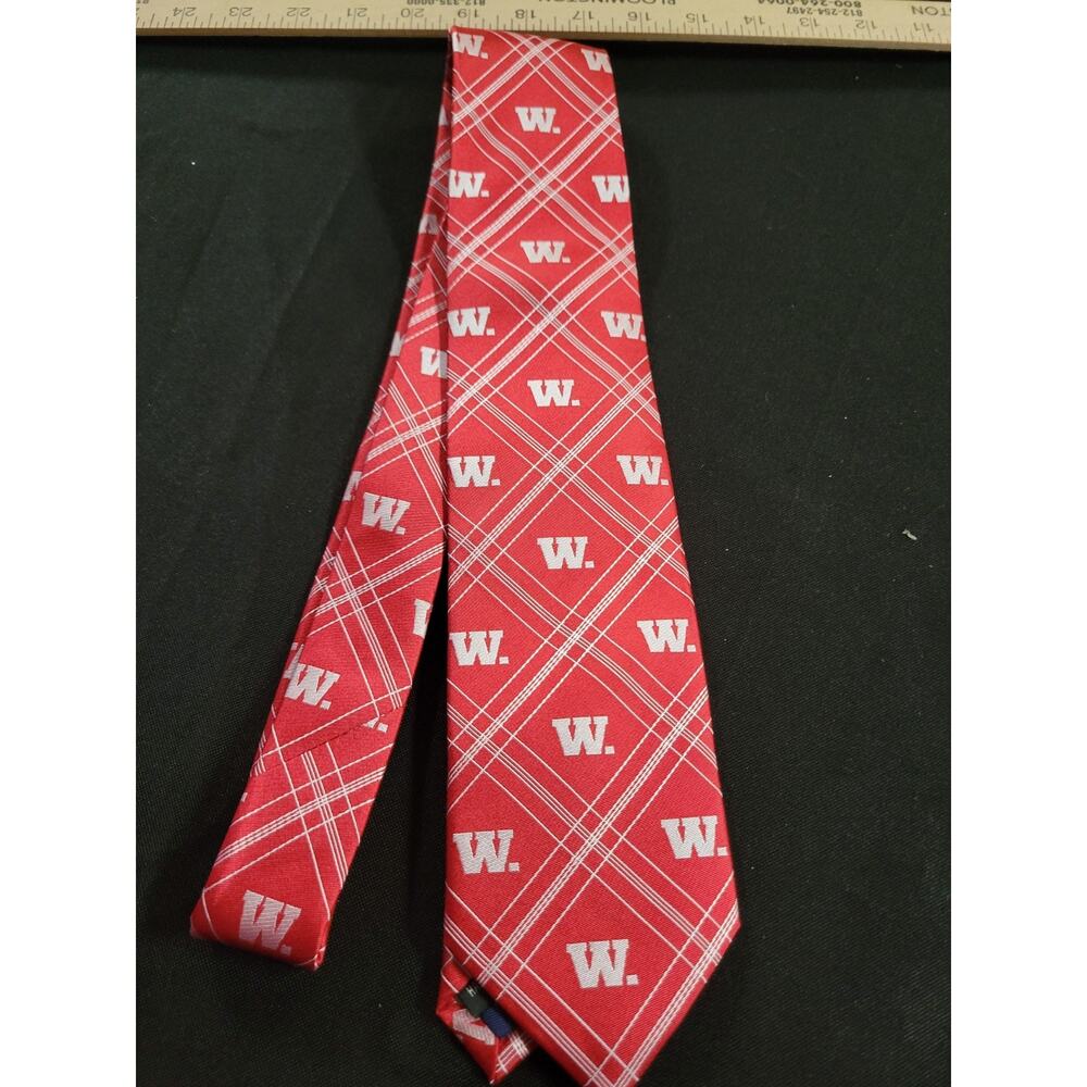 Wisconsin Badgers Men's University of Wisconsin Red Tie